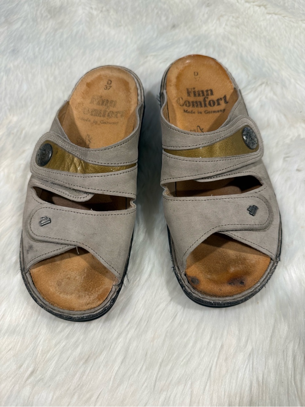 Finn Comfort Jamaika Taupe Leather Adjustable Sandals  Olive Accent Size 37 D